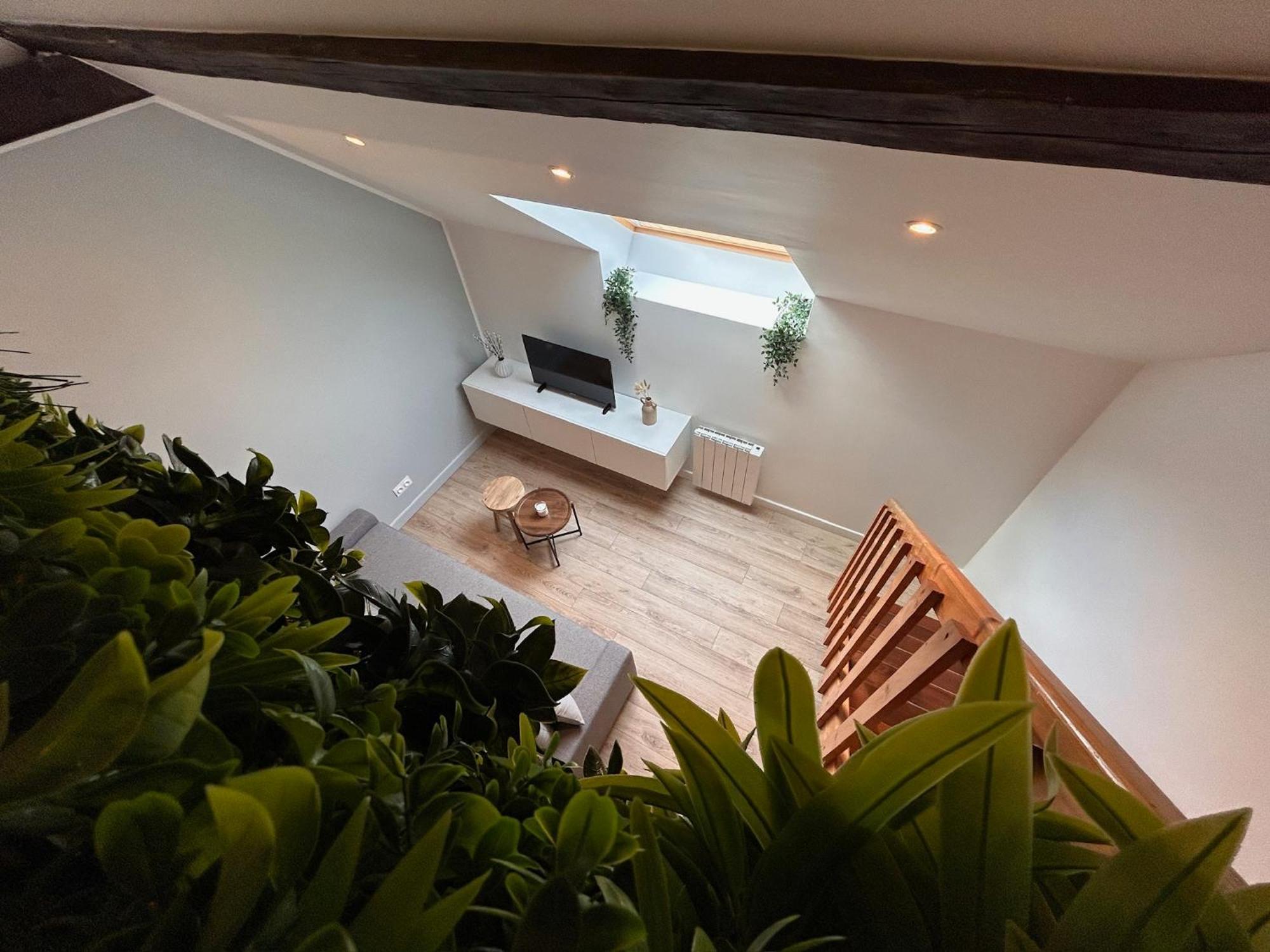 Apartament Le Petit Jardin, Proche Gare, Hyper Centre Cambrai Zewnętrze zdjęcie
