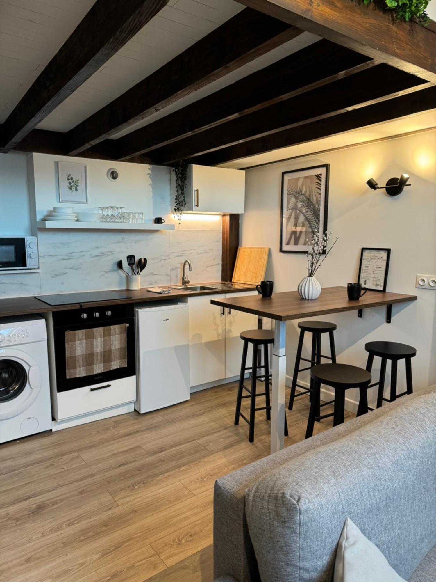 Apartament Le Petit Jardin, Proche Gare, Hyper Centre Cambrai Zewnętrze zdjęcie