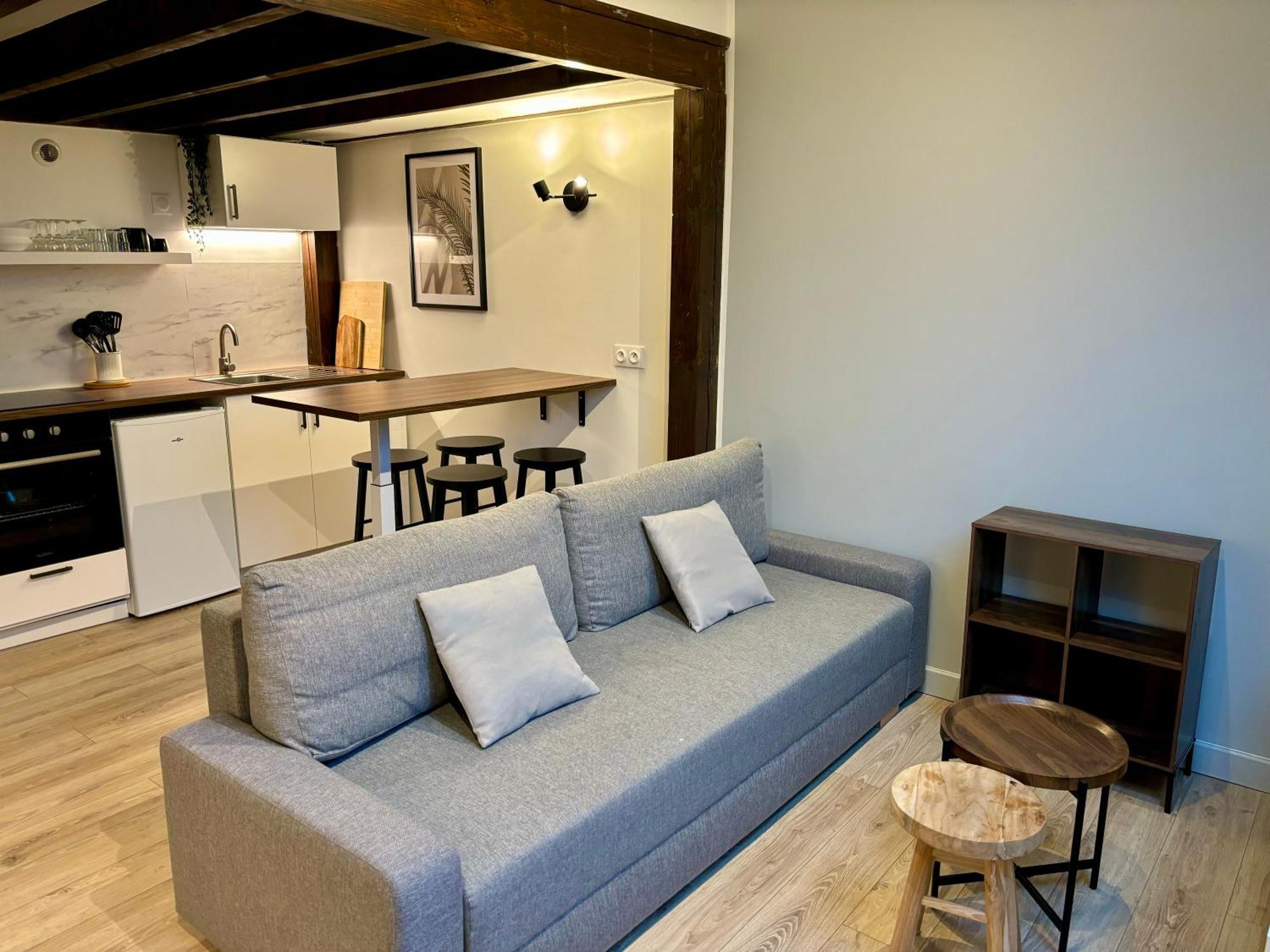 Apartament Le Petit Jardin, Proche Gare, Hyper Centre Cambrai Zewnętrze zdjęcie