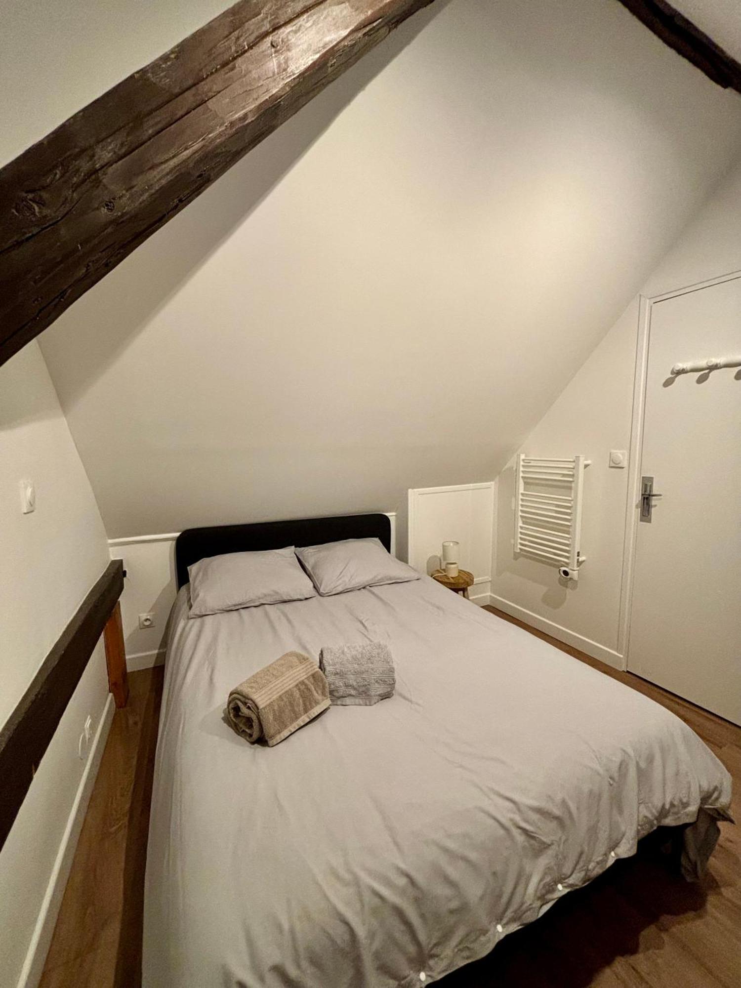 Apartament Le Petit Jardin, Proche Gare, Hyper Centre Cambrai Zewnętrze zdjęcie